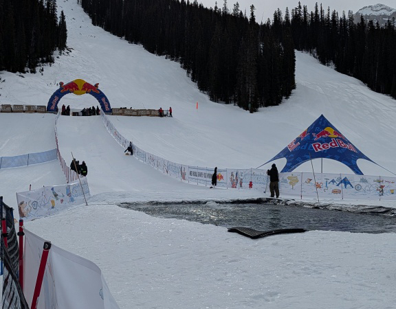 Red Bull Jump & Freeze Course